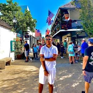 Meet your Posher, Jonathan